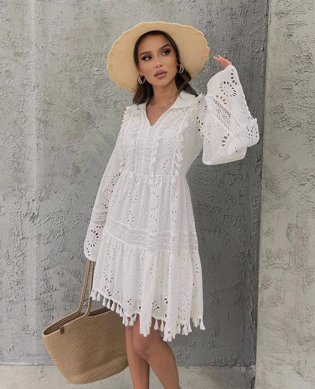 Eyelet short dress with long sleeve